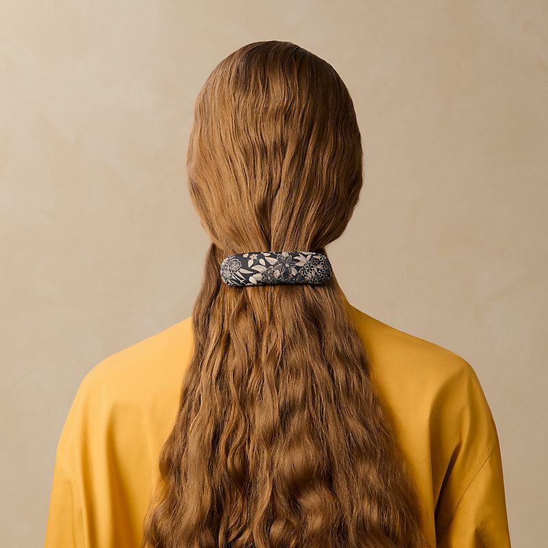 【オシャレのワンポイントに♪】Hermes Kaia Bloomバレッタ Kaia Bloom hair clip | Hermès Australia